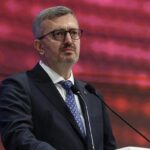 Iletisim baskani duran 15 temmuz 10 yil hatira rozeti milli birlik ruhunu simgeliyor rwdhHWmE